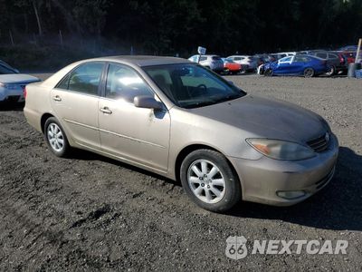 Czwarte zdjęcie samochodu z boku: 2004 TOYOTA CAMRY LE VIN:4T1BF32K64U587435 - miniatura