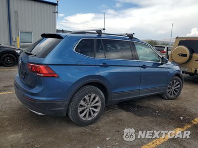 Trzecie zdjęcie samochodu z tyłu: 2019 VOLKSWAGEN TIGUAN SE VIN:3VV3B7AX9KM069234 - miniatura