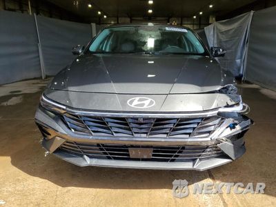 Piąte zdjęcie samochodu w środku: 2024 HYUNDAI ELANTRA LIMITED VIN:KMHLP4DG7RU763870 - miniatura