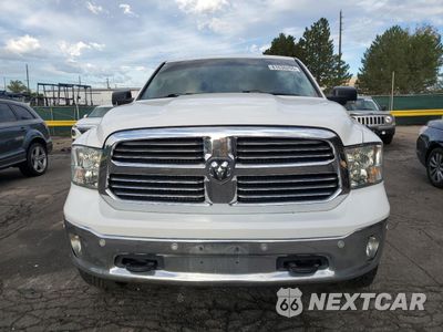Piąte zdjęcie samochodu w środku: 2017 RAM 1500 SLT VIN:1C6RR7LT2HS621758 - miniatura