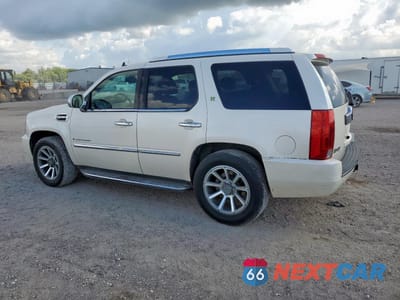 Drugie zdjęcie samochodu z przodu: 2009 CADILLAC ESCALADE HYBRID VIN:1GYFC43529R115749 - miniatura