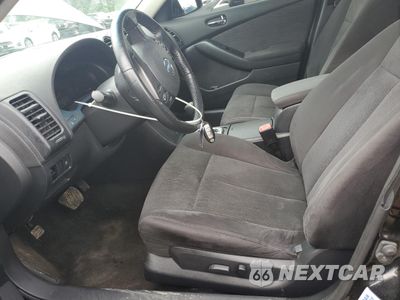 Zdjęcie 7 z 12 samochodu: 2010 NISSAN ALTIMA BASE VIN:1N4AL2AP7AN419198 - miniatura
