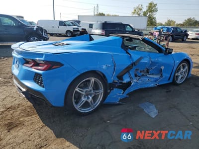 Trzecie zdjęcie samochodu z tyłu: 2025 CHEVROLET CORVETTE STINGRAY 1LT VIN:1G1YA3D45S5109406 - miniatura