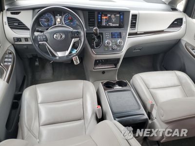 Zdjęcie 8 z 15 samochodu: 2015 TOYOTA SIENNA XLE VIN:5TDYK3DC9FS534431 - miniatura