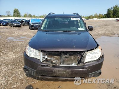 Piąte zdjęcie samochodu w środku: 2013 SUBARU FORESTER 2.5X PREMIUM VIN:JF2SHACC5DH420424 - miniatura