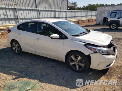 Czwarte zdjęcie samochodu z boku: 2018 KIA FORTE LX VIN:3KPFL4A70JE275137 - miniatura
