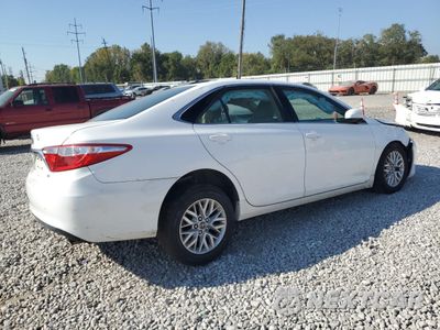 Trzecie zdjęcie samochodu z tyłu: 2017 TOYOTA CAMRY LE VIN:4T1BF1FK1HU364028 - miniatura