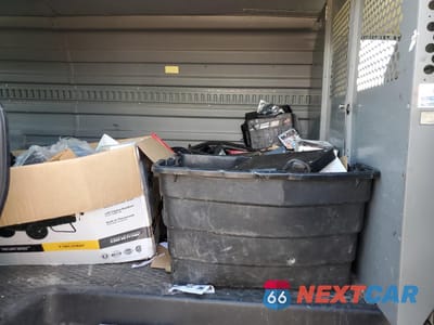 Zdjęcie 11 z 13 samochodu: 2003 CHEVROLET EXPRESS G3500 VIN:1GCHG39U131124640 - miniatura