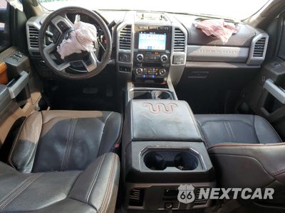 Zdjęcie 8 z 12 samochodu: 2017 FORD F250 SUPER DUTY VIN:1FT7W2BT3HEB16257 - miniatura