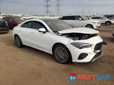 Czwarte zdjęcie samochodu z boku: 2024 MERCEDES-BENZ CLA 250 4MATIC VIN:W1K5J4HB8RN455717 - miniatura