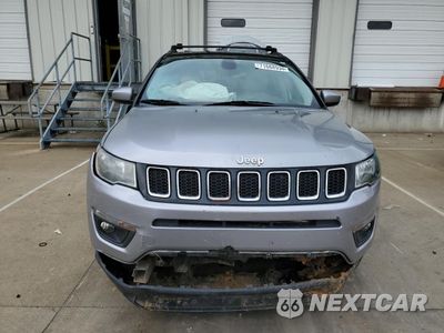 Piąte zdjęcie samochodu w środku: 2018 JEEP COMPASS LATITUDE VIN:3C4NJCBB6JT193858 - miniatura