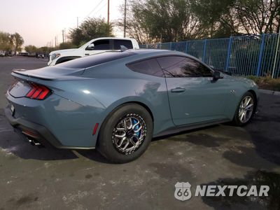 Trzecie zdjęcie samochodu z tyłu: 2024 FORD MUSTANG GT VIN:1FA6P8CF8R5424858 - miniatura