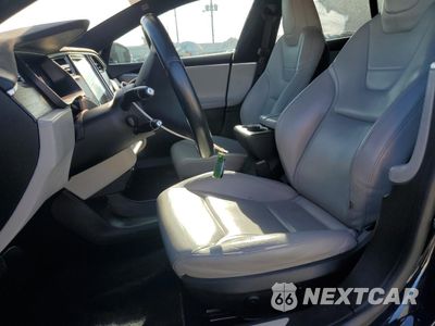 Zdjęcie 7 z 12 samochodu: 2015 TESLA MODEL S 85 VIN:5YJSA1H17FF090296 - miniatura