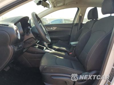 Zdjęcie 7 z 14 samochodu: 2019 KIA FORTE FE VIN:3KPF24AD4KE075730 - miniatura