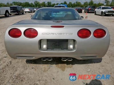 Zdjęcie 6 z 14 samochodu: 2004 CHEVROLET CORVETTE VIN:1G1YY22G745132403 - miniatura