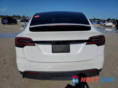 Zdjęcie 6 z 14 samochodu: 2023 TESLA MODEL X VIN:7SAXCAE51PF384515 - miniatura