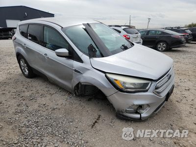Czwarte zdjęcie samochodu z boku: 2017 FORD ESCAPE SE VIN:1FMCU9GD7HUB02362 - miniatura