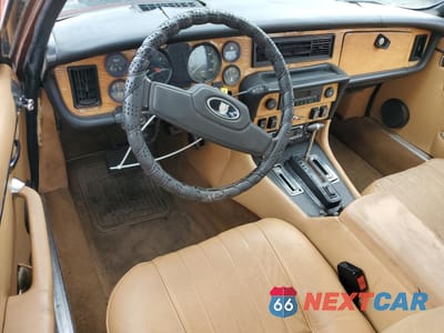 Zdjęcie 8 z 12 samochodu: 1983 JAGUAR XJ6 VIN:SAJAV1348DC354846 - miniatura