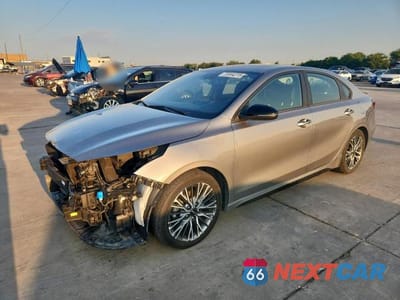 2022 KIA FORTE GT LINE 3KPF54AD3NE451152 - główne zdjęcie licytacji z USA - miniatura