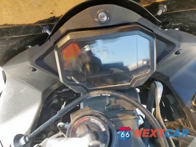 Zdjęcie 7 z 9 samochodu: 2024 KAWASAKI ZX1002 M VIN:JKBZXVM17RA007298 - miniatura