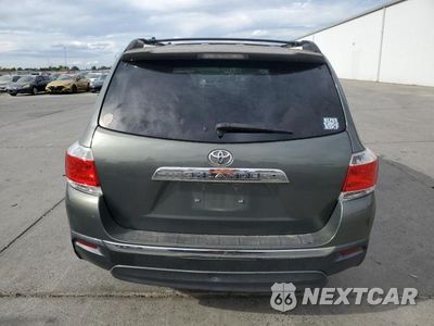 Zdjęcie 6 z 14 samochodu: 2013 TOYOTA HIGHLANDER BASE VIN:5TDZK3EH6DS115061 - miniatura