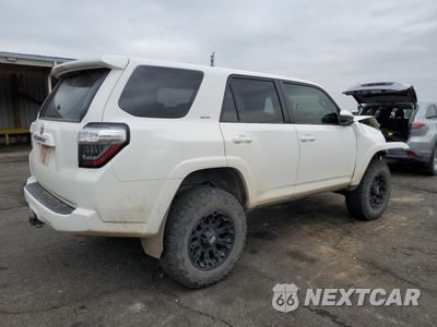 Trzecie zdjęcie samochodu z tyłu: 2014 TOYOTA 4RUNNER SR5 VIN:JTEBU5JR2E5188954 - miniatura