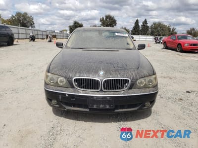 Piąte zdjęcie samochodu w środku: 2007 BMW 750 VIN:WBAHN83577DT67827 - miniatura