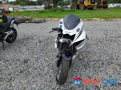 Drugie zdjęcie samochodu z przodu: 2018 SUZUKI GSX-R600 VIN:JS1GN7FAXJ2100941 - miniatura