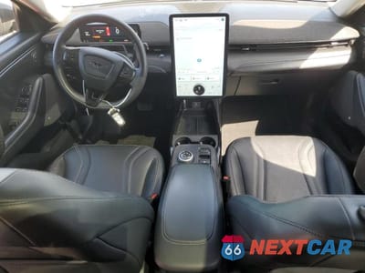 Zdjęcie 8 z 14 samochodu: 2021 FORD MUSTANG MACH-E PREMIUM VIN:3FMTK3SU6MMA09325 - miniatura