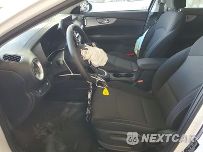 Zdjęcie 7 z 13 samochodu: 2023 KIA FORTE LX VIN:3KPF24AD7PE517911 - miniatura