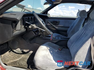 Zdjęcie 7 z 14 samochodu: 1990 PONTIAC FIREBIRD BASE VIN:1G2FS23E7LL201473 - miniatura