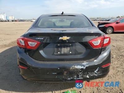 Zdjęcie 6 z 14 samochodu: 2018 CHEVROLET CRUZE LS VIN:1G1BC5SM7J7142974 - miniatura