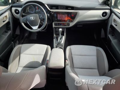 Zdjęcie 8 z 15 samochodu: 2018 TOYOTA COROLLA L VIN:5YFBURHE1JP839020 - miniatura