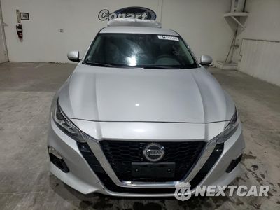 Piąte zdjęcie samochodu w środku: 2021 NISSAN ALTIMA SV VIN:1N4BL4DV5MN417142 - miniatura