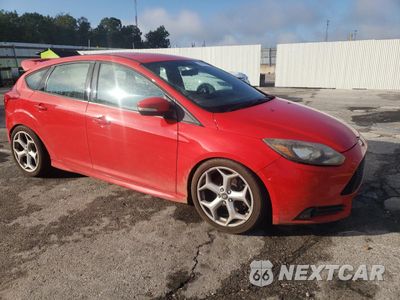 Czwarte zdjęcie samochodu z boku: 2014 FORD FOCUS ST VIN:1FADP3L92EL164046 - miniatura