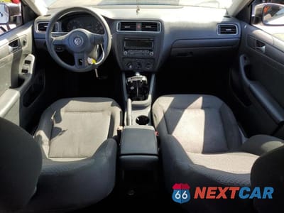 Zdjęcie 8 z 12 samochodu: 2013 VOLKSWAGEN JETTA BASE VIN:3VW2K7AJ3DM269015 - miniatura