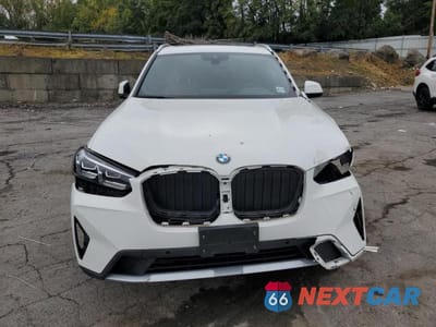 Piąte zdjęcie samochodu w środku: 2022 BMW X3 XDRIVE30I VIN:WBX57DP08NN175740 - miniatura