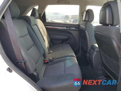 Zdjęcie 11 z 13 samochodu: 2013 KIA SORENTO LX VIN:5XYKT3A10DG359650 - miniatura