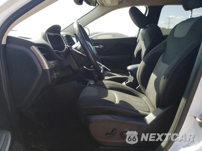 Zdjęcie 7 z 14 samochodu: 2014 JEEP CHEROKEE LATITUDE VIN:1C4PJLCS9EW117297 - miniatura