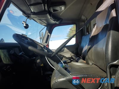 Zdjęcie 7 z 13 samochodu: 2020 INTERNATIONAL MV607 VIN:3HAEVTAR6LL684805 - miniatura