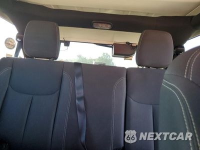 Zdjęcie 10 z 16 samochodu: 2018 JEEP WRANGLER UNLIMITED SAHARA VIN:1C4HJWEG5JL893842 - miniatura