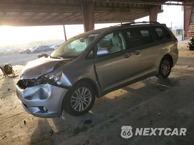 2011 TOYOTA SIENNA XLE 5TDYK3DC5BS102512 - główne zdjęcie licytacji z USA - miniatura