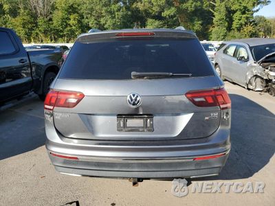 Zdjęcie 6 z 13 samochodu: 2018 VOLKSWAGEN TIGUAN SE VIN:3VV2B7AX9JM143200 - miniatura