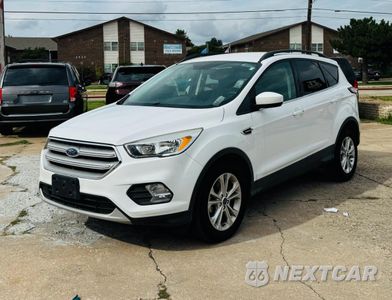 Drugie zdjęcie samochodu z przodu: 2018 FORD ESCAPE SE VIN:1FMCU0GD6JUB26315 - miniatura