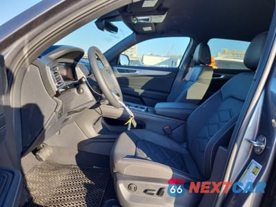 Zdjęcie 7 z 15 samochodu: 2025 VOLKSWAGEN ATLAS CROSS SPORT SE VIN:1V2DE2CA6SC225171 - miniatura