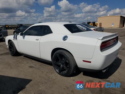 Drugie zdjęcie samochodu z przodu: 2011 DODGE CHALLENGER R/T VIN:2B3CJ5DT6BH574971 - miniatura