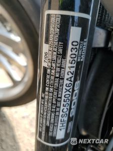 Zdjęcie 9 z 10 samochodu: 2006 HONDA VTX1300 C VIN:1HFSC550X6A215030 - miniatura