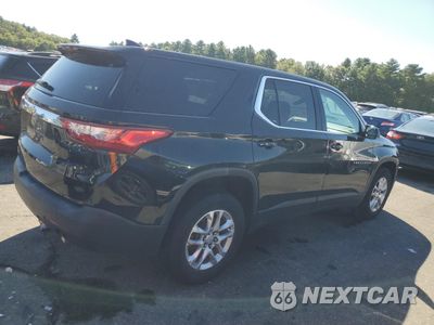 Trzecie zdjęcie samochodu z tyłu: 2019 CHEVROLET TRAVERSE LS VIN:1GNEVFKW8KJ129264 - miniatura