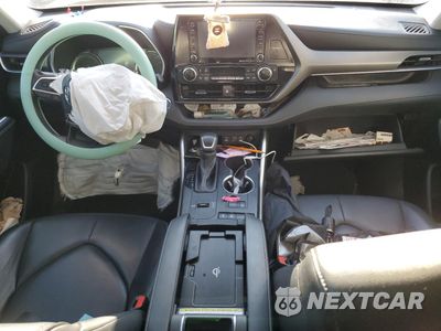 Zdjęcie 8 z 12 samochodu: 2022 TOYOTA HIGHLANDER HYBRID XLE VIN:5TDGARAH5NS516010 - miniatura