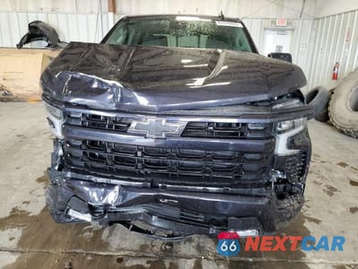 Piąte zdjęcie samochodu w środku: 2024 CHEVROLET SILVERADO K1500 RST VIN:2GCUDEED0R1246255 - miniatura